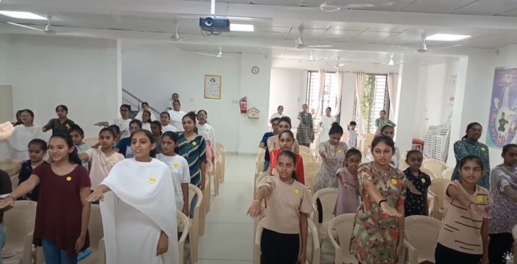 દિવ્ય કન્યા ક્રિએટિવ કેમ્પ | મનમનાભવ, જેસીંગપરા, અમરેલી